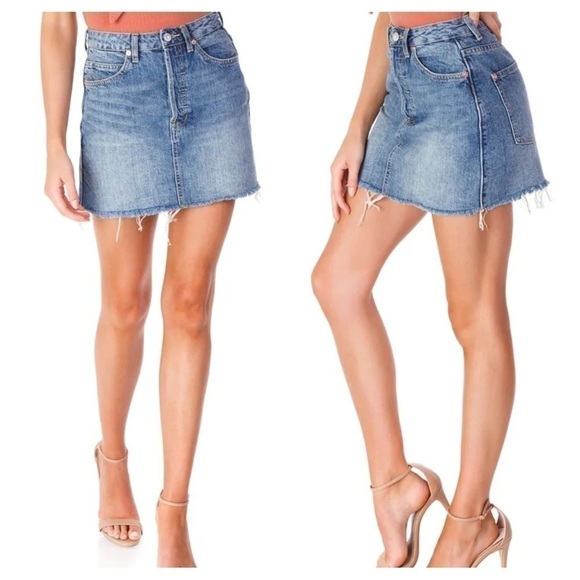 Free People - Rugged A-Line Denim Mini Skirt in Blue size 29 - Picture 4 of 14